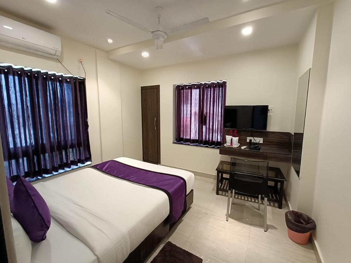 Sheldon Inn Calcutta Buitenkant foto