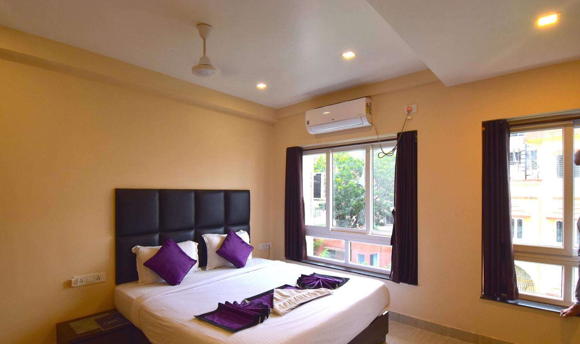 Sheldon Inn Calcutta Buitenkant foto