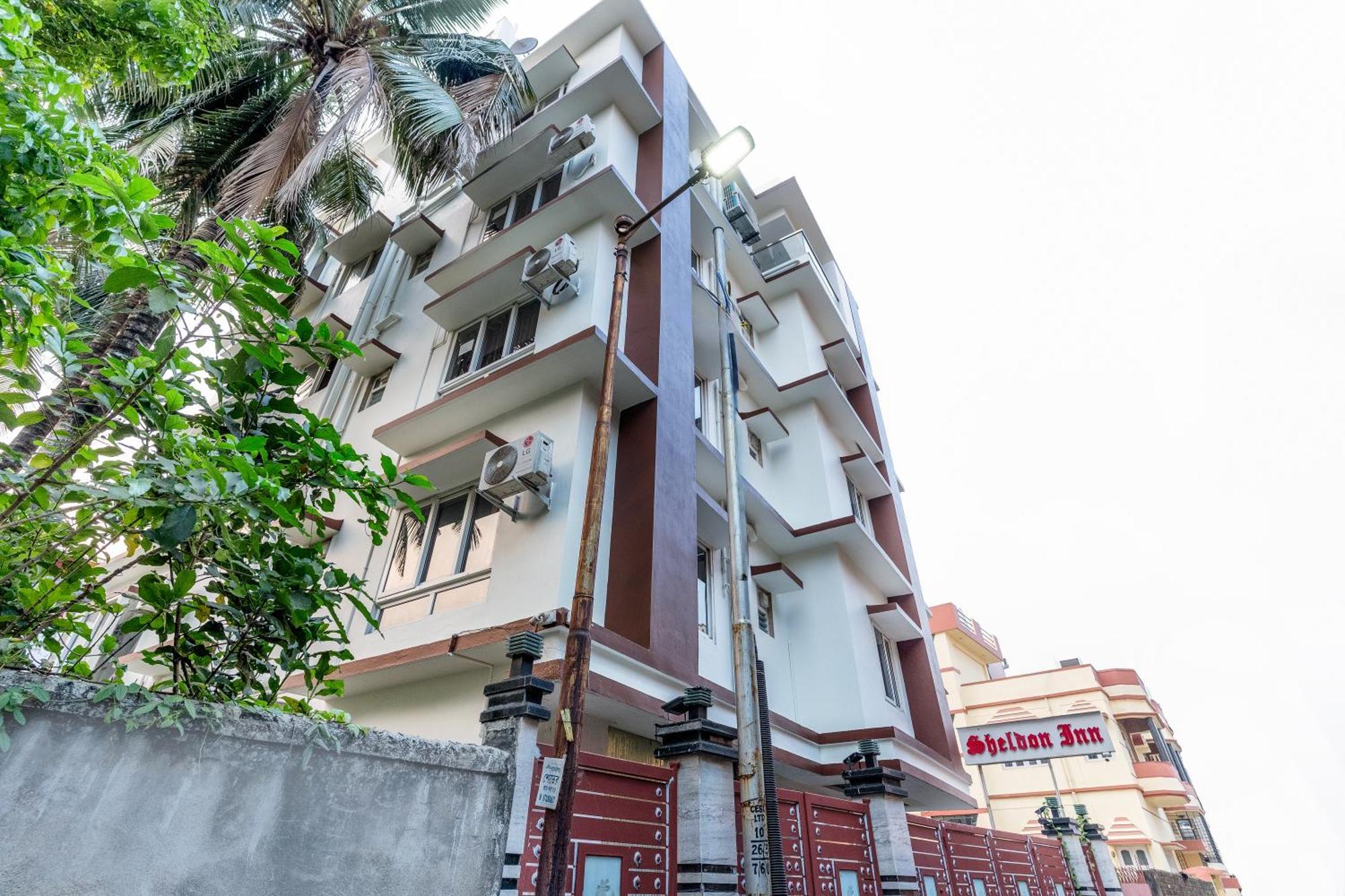 Sheldon Inn Calcutta Buitenkant foto