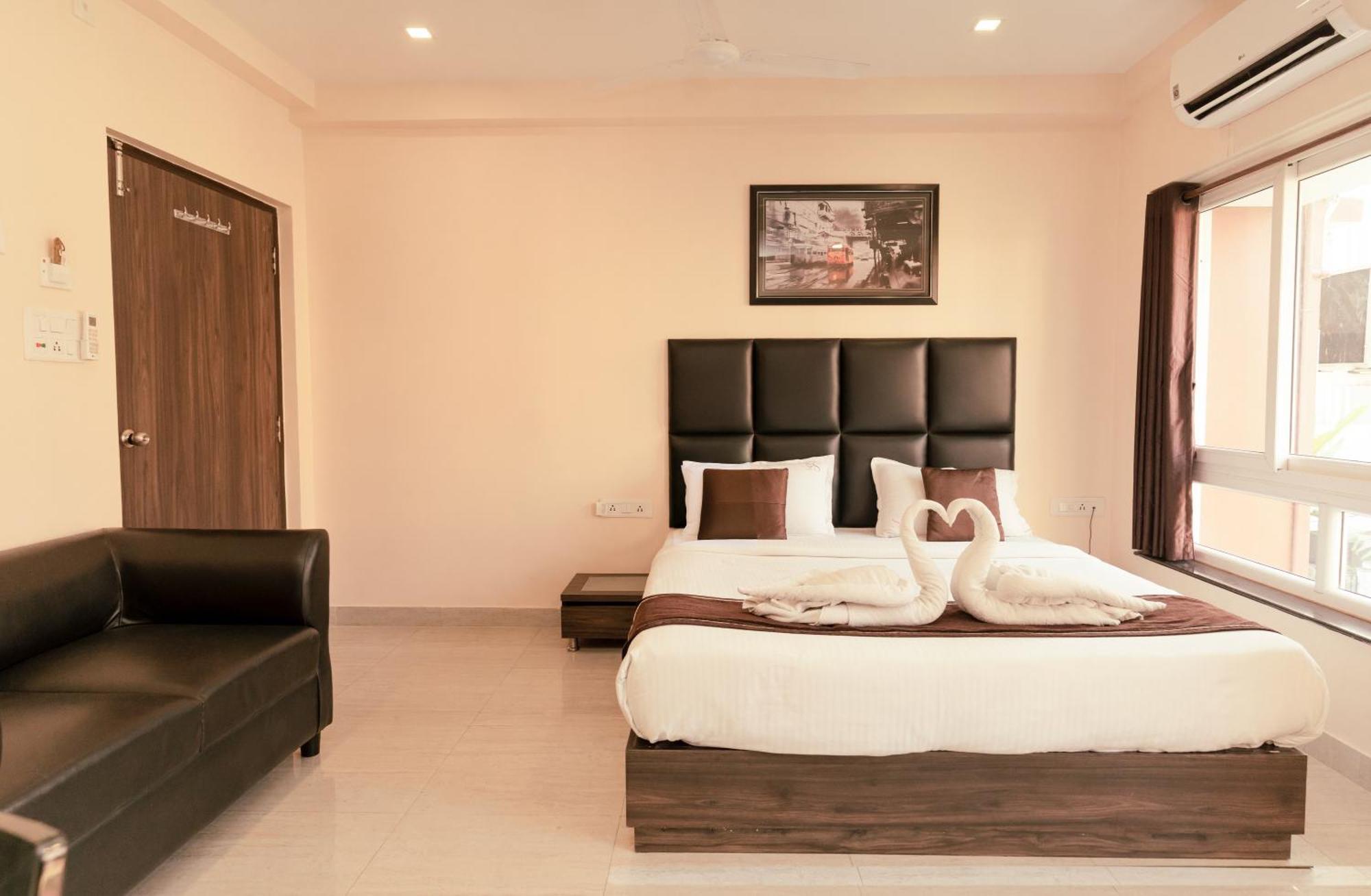 Sheldon Inn Calcutta Buitenkant foto