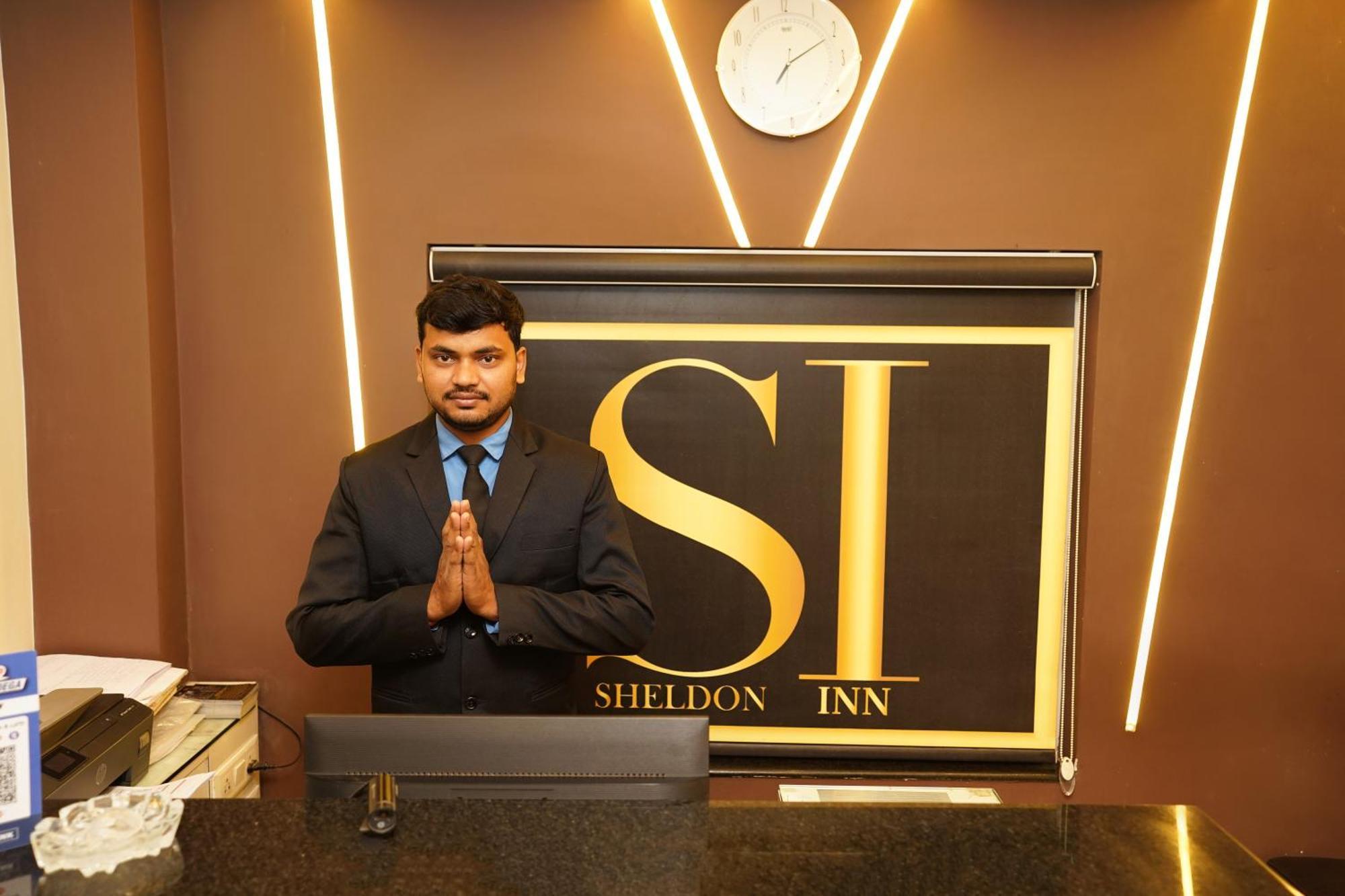 Sheldon Inn Calcutta Buitenkant foto