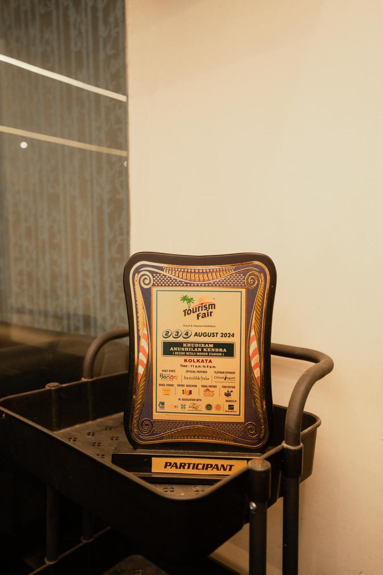 Sheldon Inn Calcutta Buitenkant foto